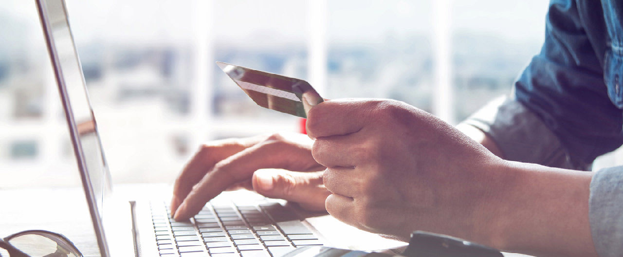 card online payment on laptop