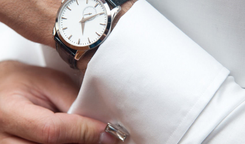 man-wrist-watch